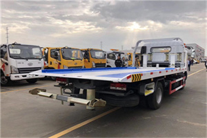 云龙汽车救援补胎